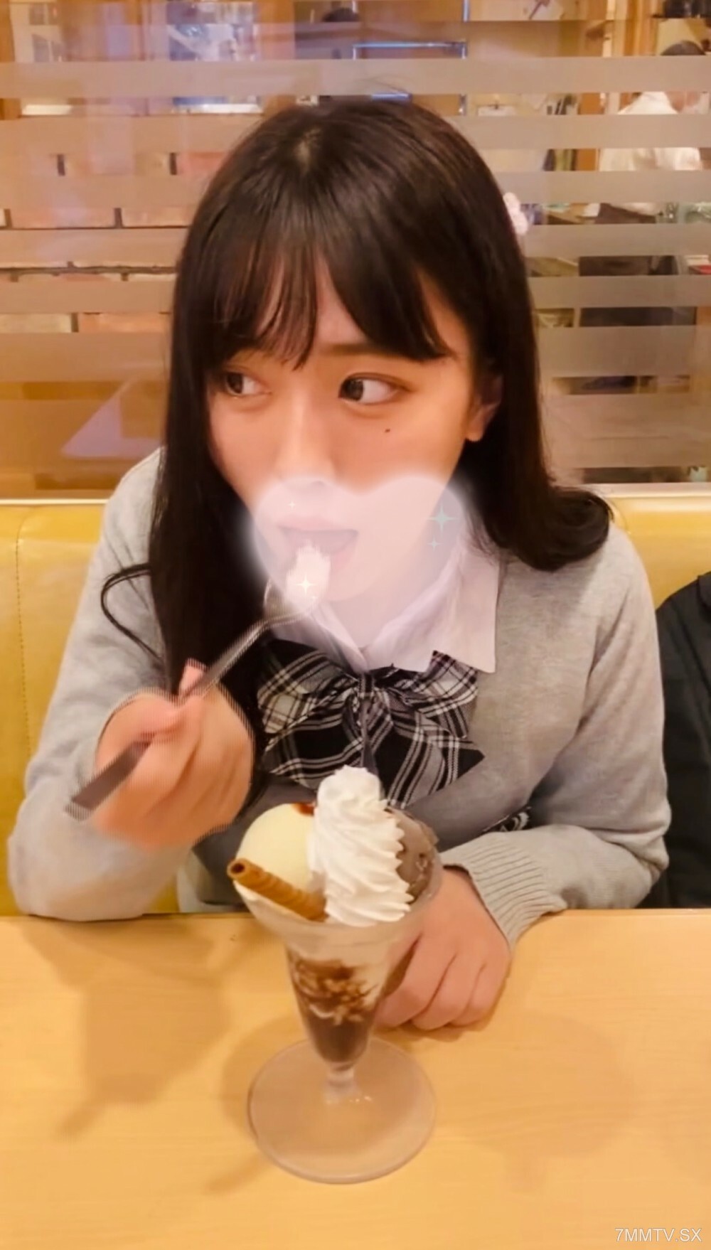 FC2-PPV-3195413 ``Gokujo Series'' Face, innocence, individuality, and ejaculation in the umbilicus. Limited quantity. Please read the instructions.