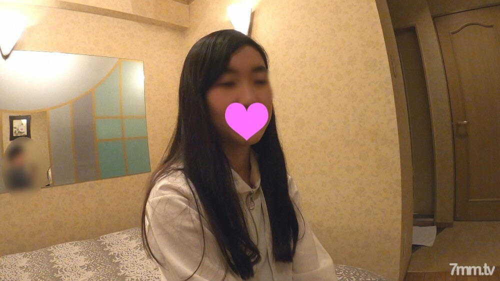 FC2-PPV-1358224 [Personal shooting / Gonzo] 21-year-old, King of sober play, freeter Rei Makoto who has no panting at all. However, the facial expression changes with Jintaro's raw chin ...!