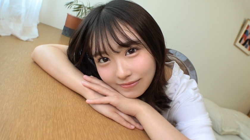 SIRO-5196 [Beautiful girl x smiling x shyness = the strongest] An innocent minimal beautiful girl JD has sex with someone other than her boyfriend for the first time! Is smiling a sign of embarrassment? When I put my dick in her, she starts letting out lo