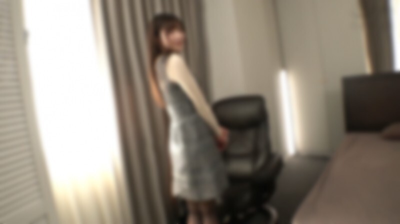 FC2-PPV-4718052 [Secretly filmed/First time filming] "If you get caught, you'll be fired immediately" A cute visiting caregiver who