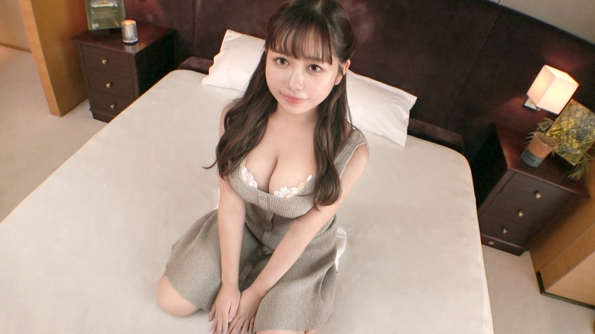 SIRO-5203 [Beautiful Big Breasts Titty Fuck] [Little Devil-chan] A beautiful girl with a half-faced face and natural bruises and 100% cuteness! ! Her 